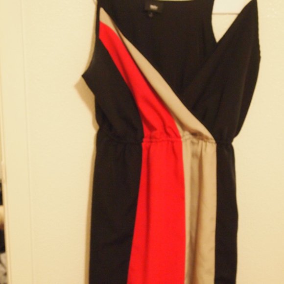 Clothes Looking for a New Home. - Picture 3 of 16